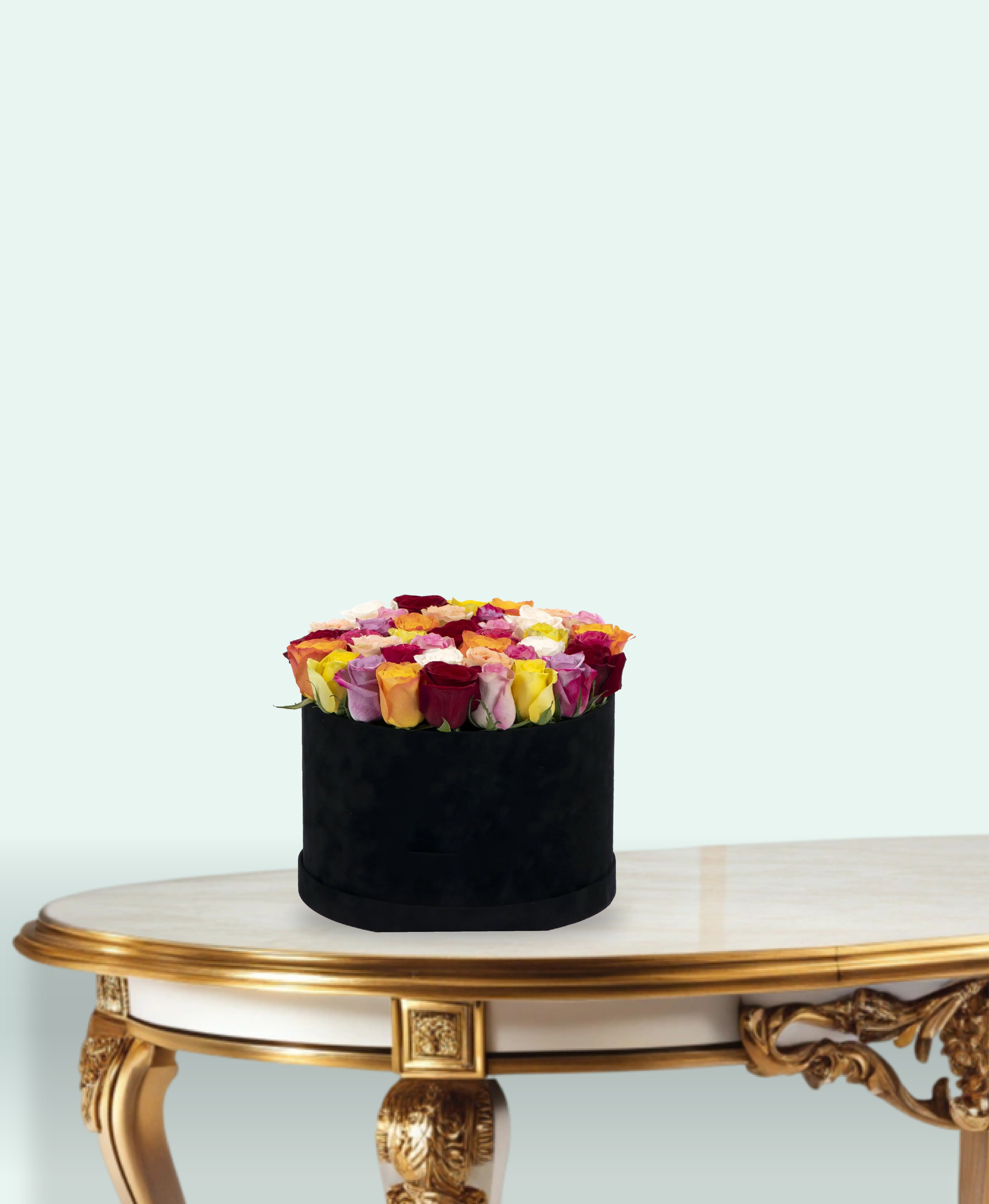 Radiant Elegance – Deluxe Mixed Rose Box